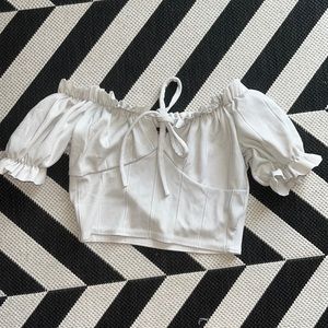 Boohoo puff sleeve white crop top size 2